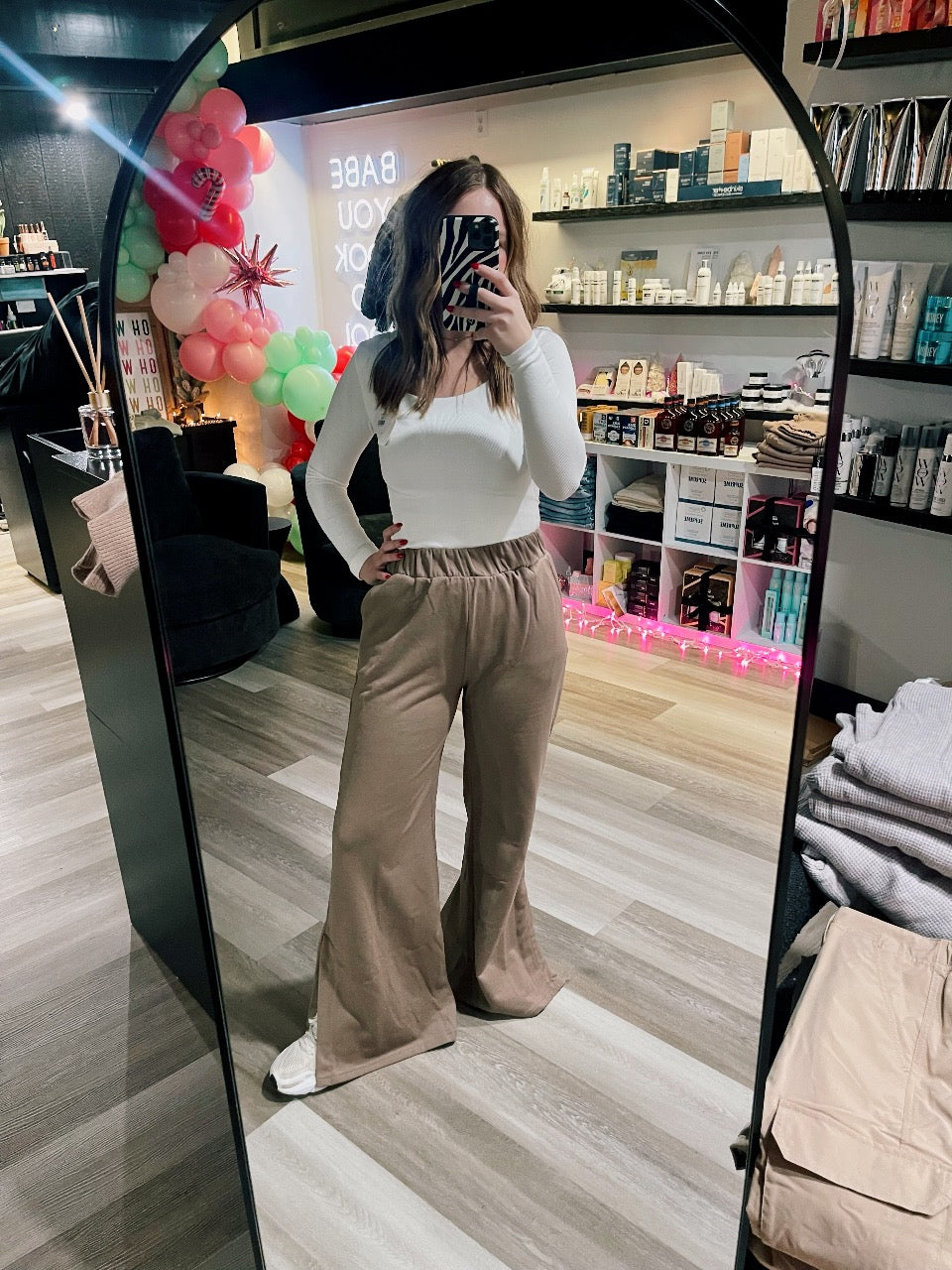 classic style wide leg pants