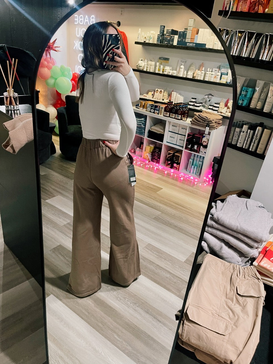 classic style wide leg pants